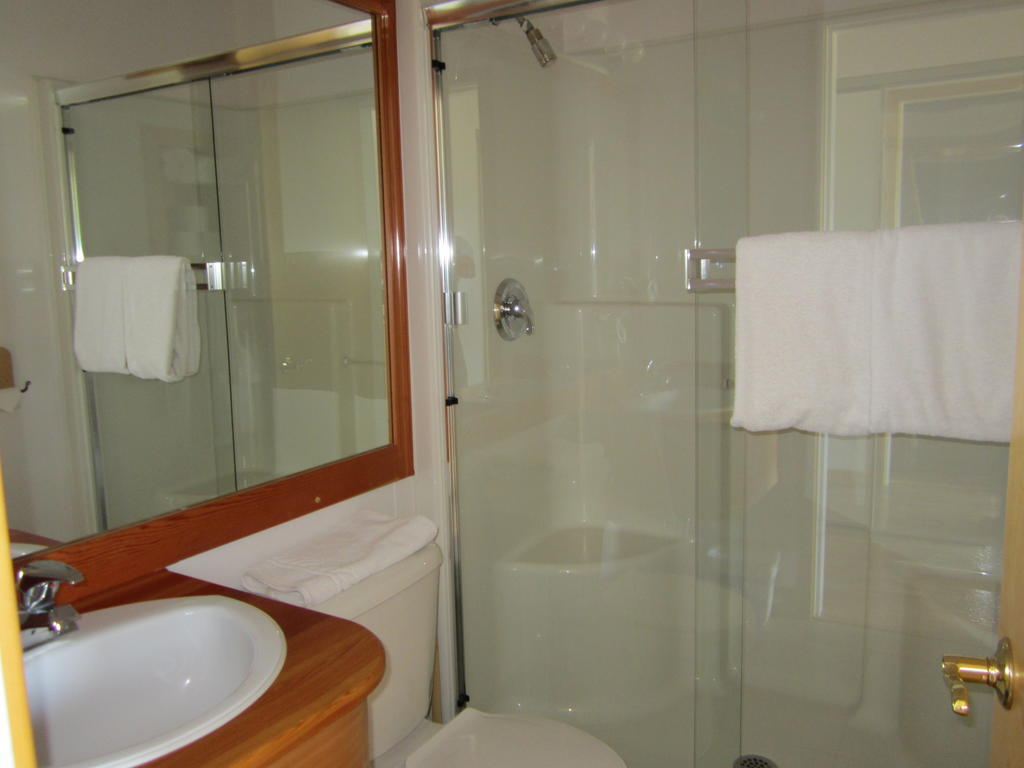 McBride Beaver Creek Lodge And Cabins الغرفة الصورة